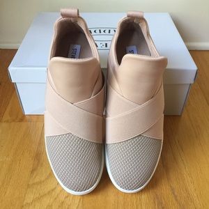 steve madden laynie wedge sneaker